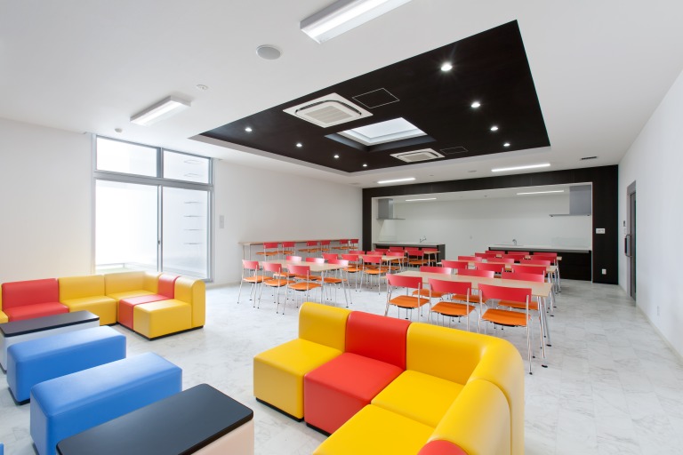 くろつち　8スタッフﾙｰﾑ