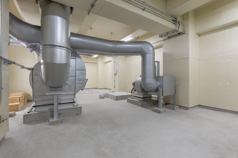 大和　082F送風機室1