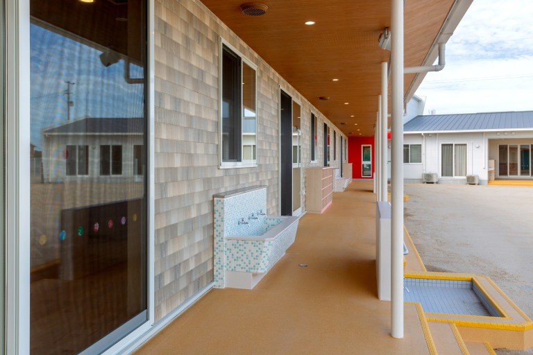 四日市こども園05ﾃﾗｽ3