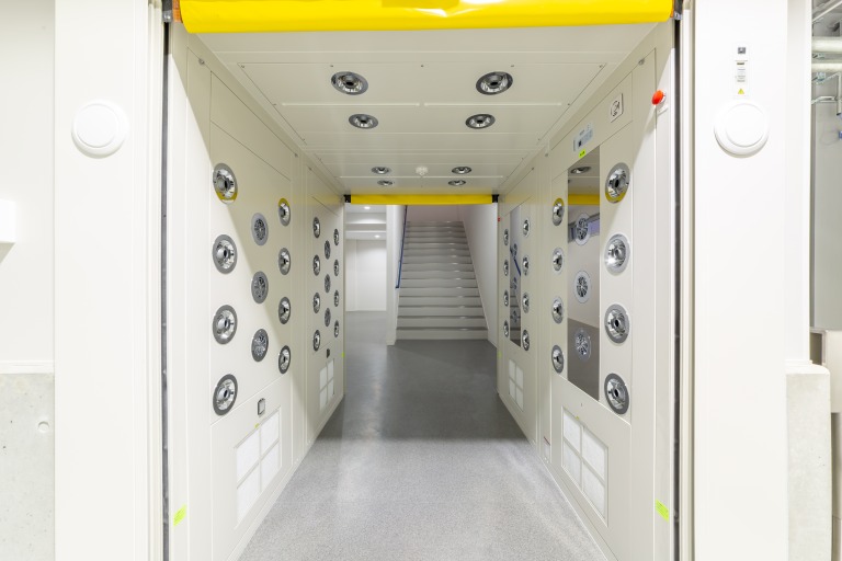 日本ﾋﾟｯﾄ　1Fエアーシャワー2