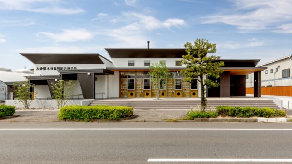 産業施設 – 大分県木材協同組合連合会　新築工事