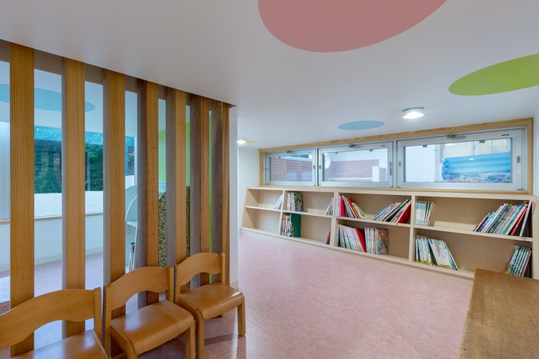 どうわこども園　1F図書ｺｰﾅｰ3