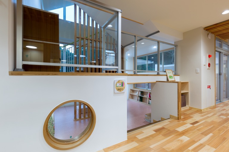 どうわこども園　絵本ｺｰﾅｰ3