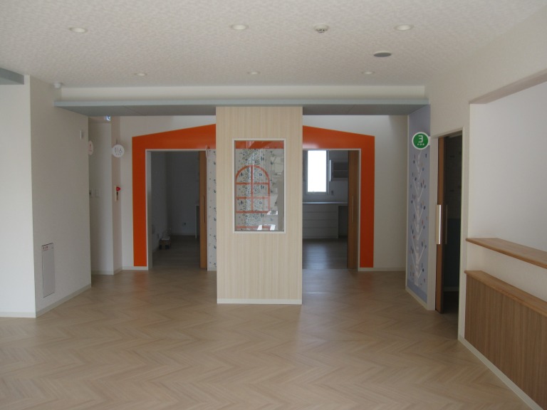 せきぐち赤ちゃんこどもｸﾘﾆｯｸ　待合室1