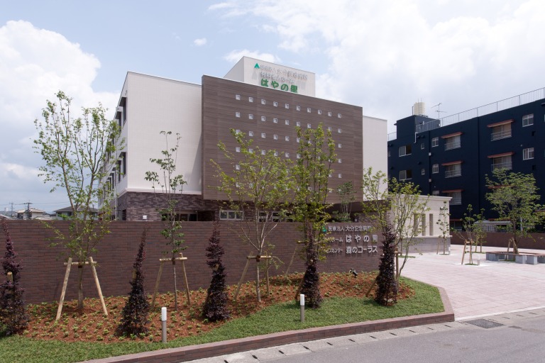 大分記念病院はやの里　外観北西面