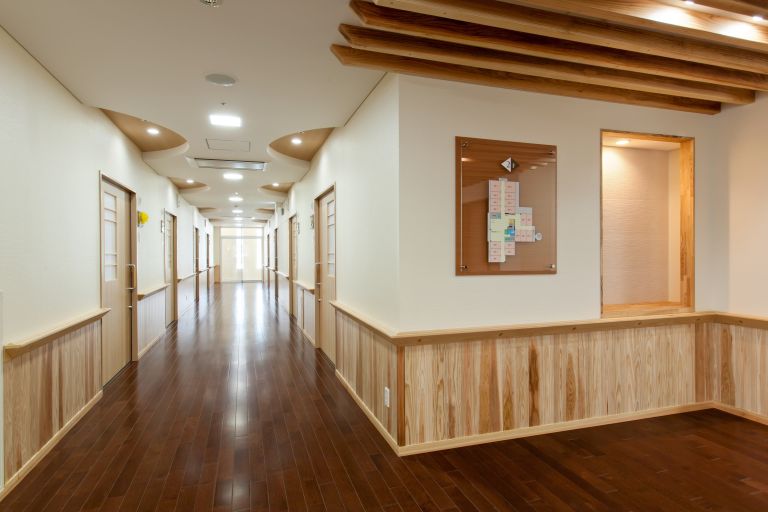 みつよし優心舘　廊下