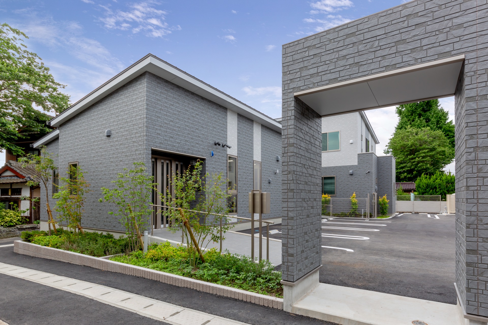 医療施設 - ほんだ肝臓・胃腸内科クリニック　新築工事