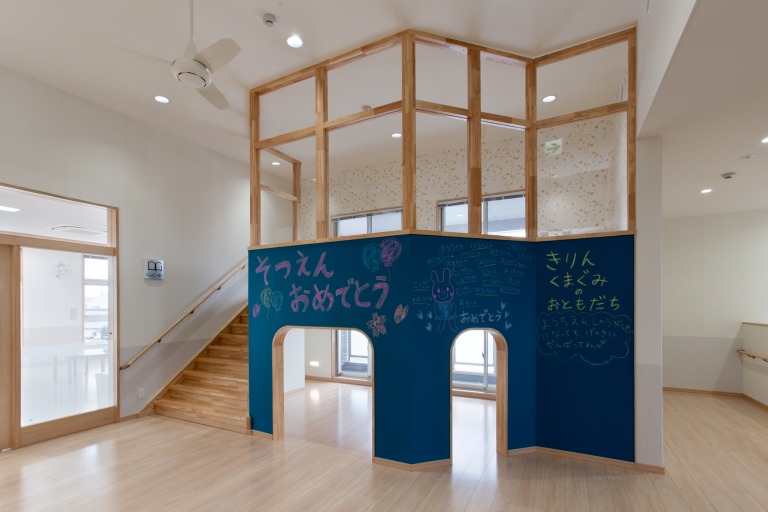 小楠保育園　2Fﾎｰﾙ2