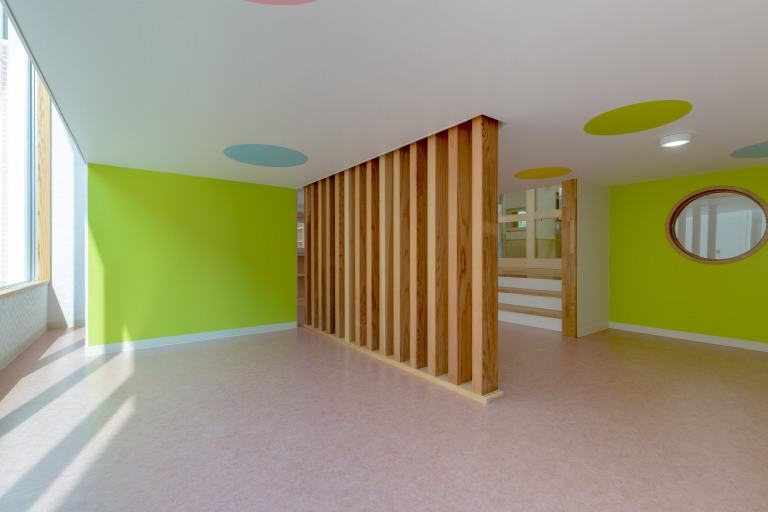 どうわこども園　1F図書ｺｰﾅｰ1